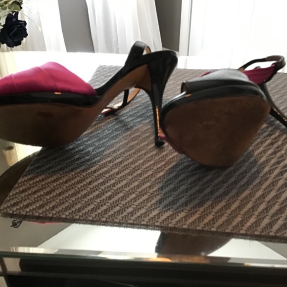 Shoes - Picture 3 of 4